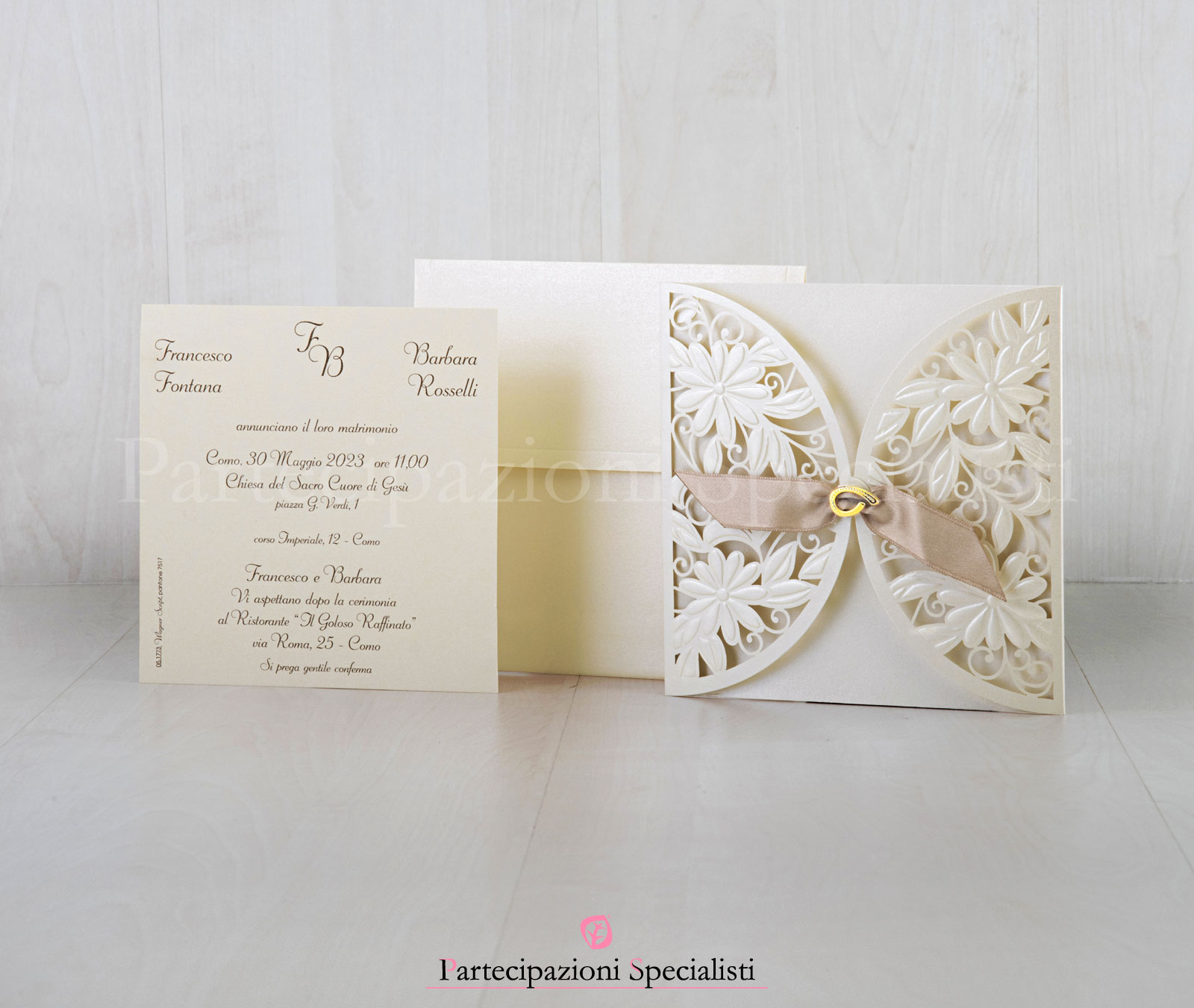 Partecipazione Elegante Taglio Laser Oro e Avorio