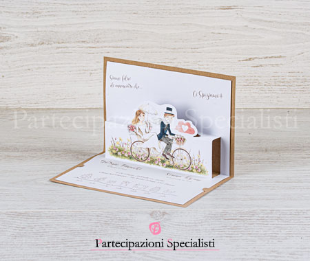 Inviti Matrimonio Country Chic con Sposi in Bicicletta in Origami