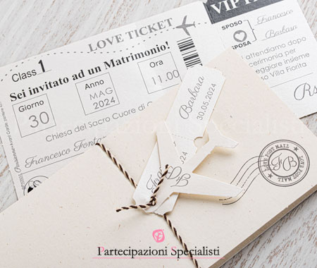 Partecipazioni Matrimonio tema viaggio con biglietto aereo su cartoncino country